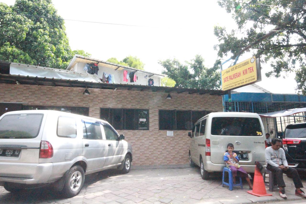 Harvia Suites Kebon Jeruk Jacarta Exterior foto