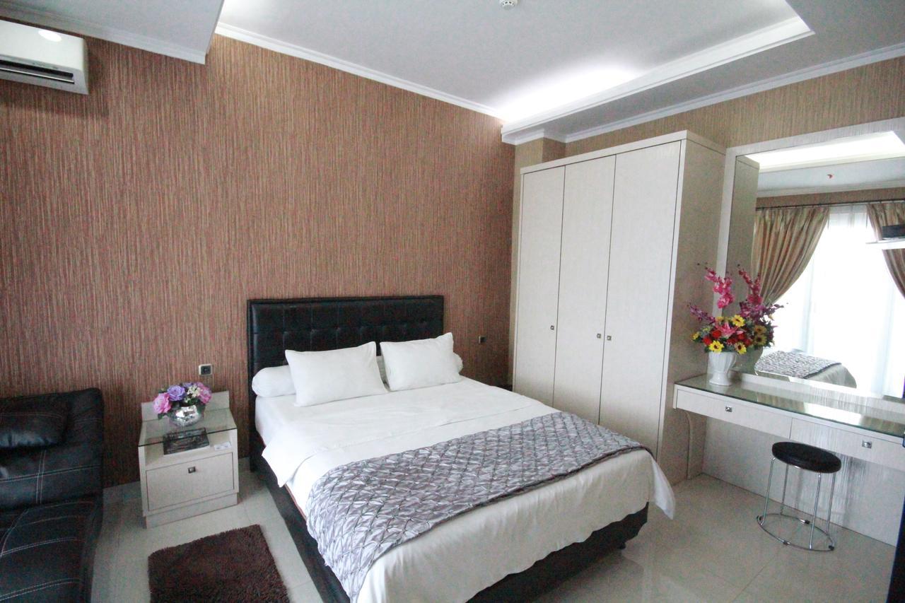 Harvia Suites Kebon Jeruk Jacarta Exterior foto